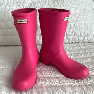 Hunter Bright Pink Short Original Rain Boots, Size 10